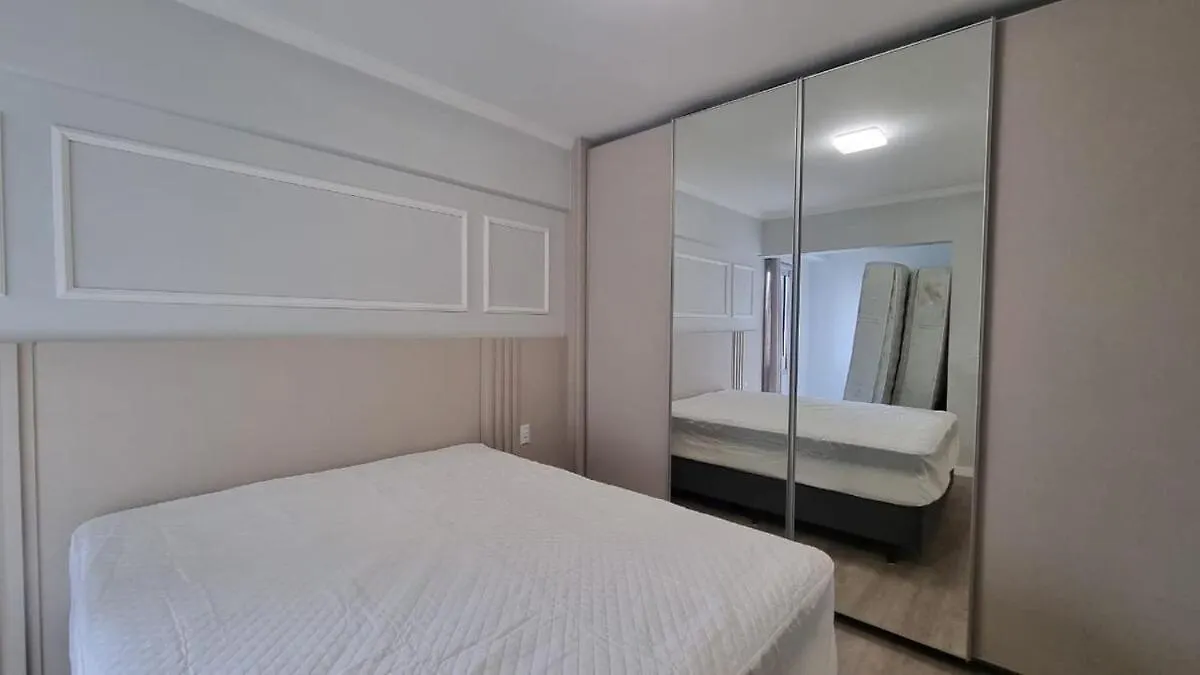 Apartamento No Centro De Bc Balneário Camboriú 0*,